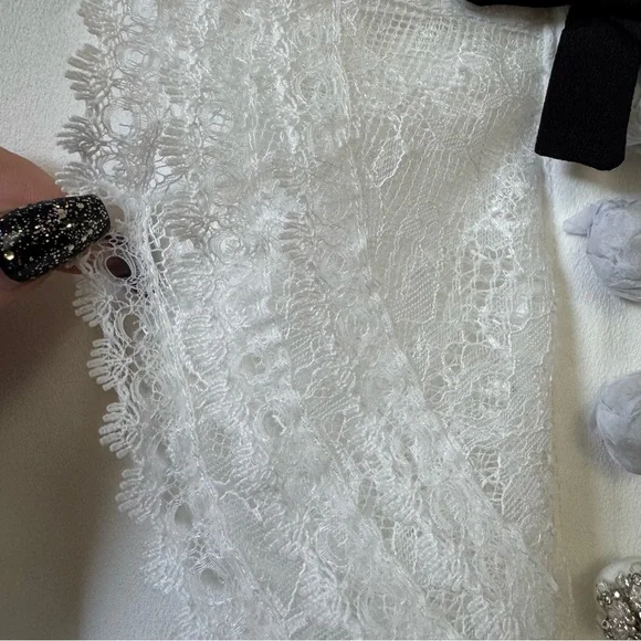 Self Portrait (NWT) White lace bib collar pleated mini dress - Picture 6 of 12